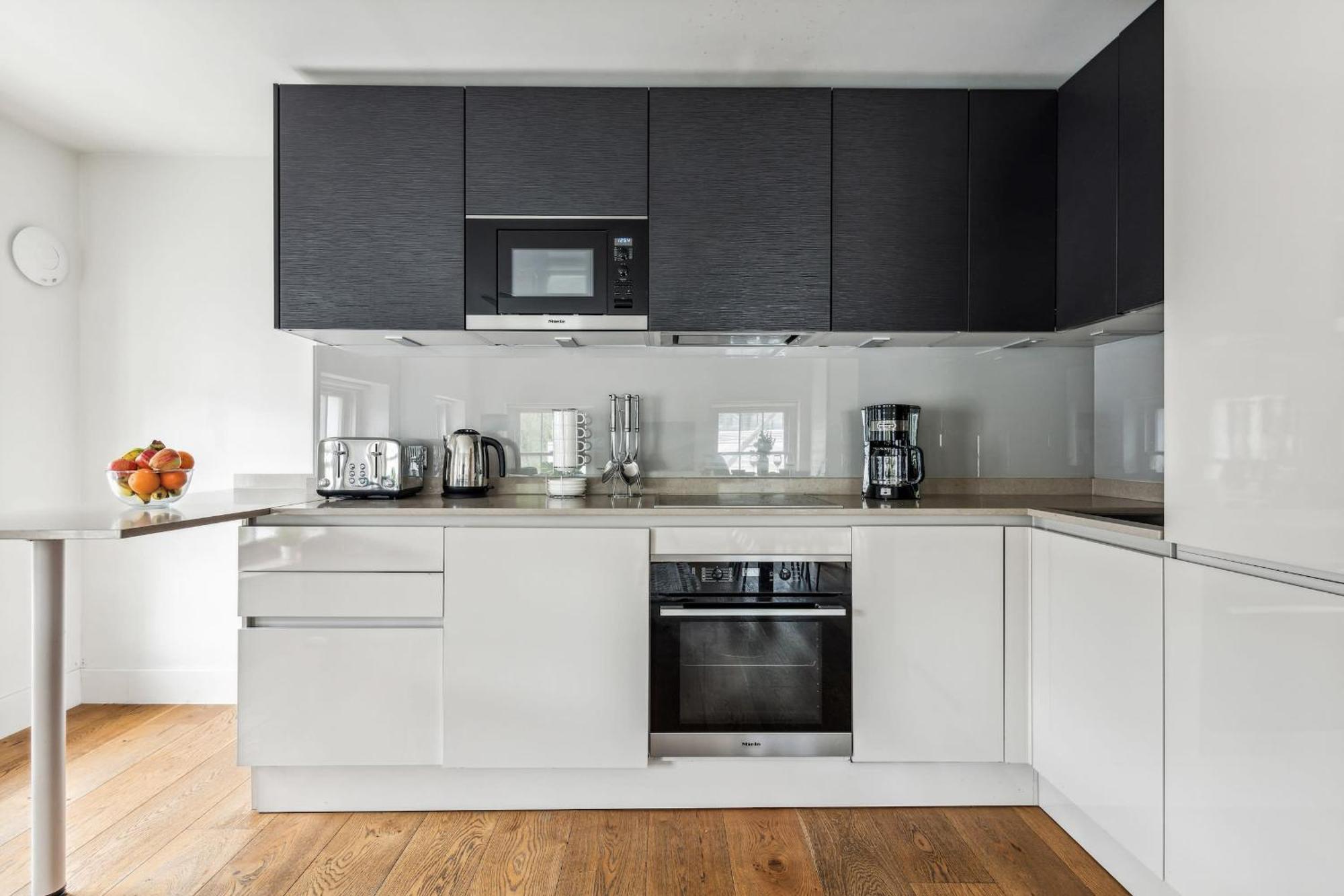 Modern 1Br In Central Fitzrovia - Cityapartmentstay ロンドン エクステリア 写真
