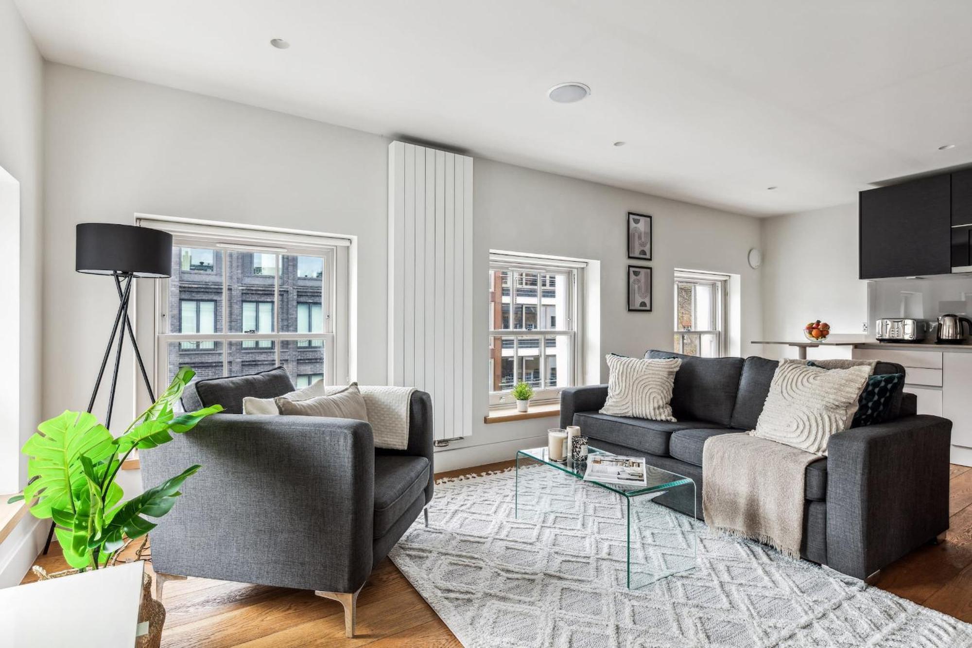 Modern 1Br In Central Fitzrovia - Cityapartmentstay ロンドン エクステリア 写真
